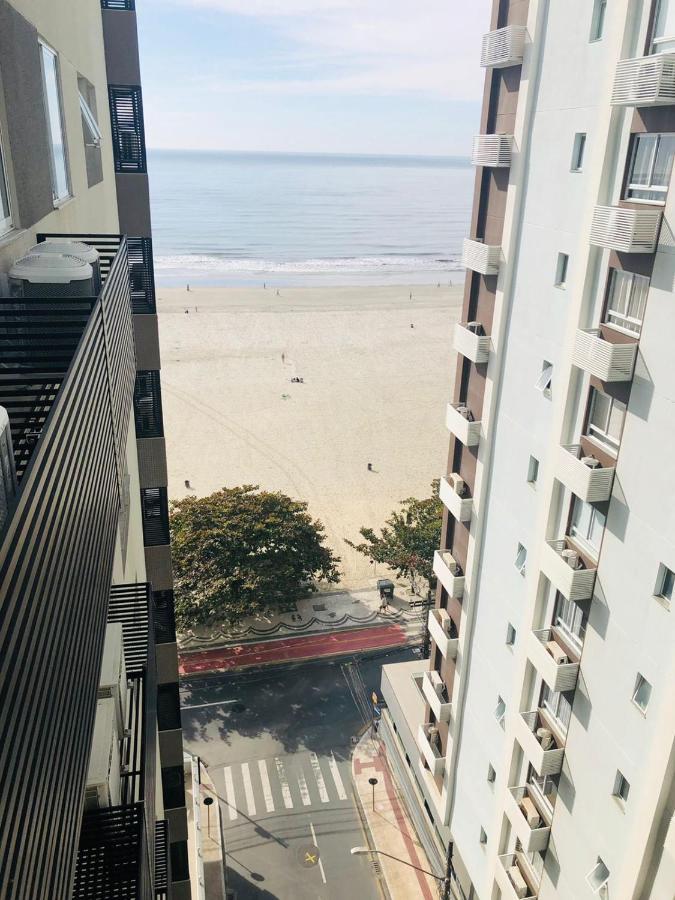 Apto Pé na Areia - Centro de Balneário Camboriú Exterior foto